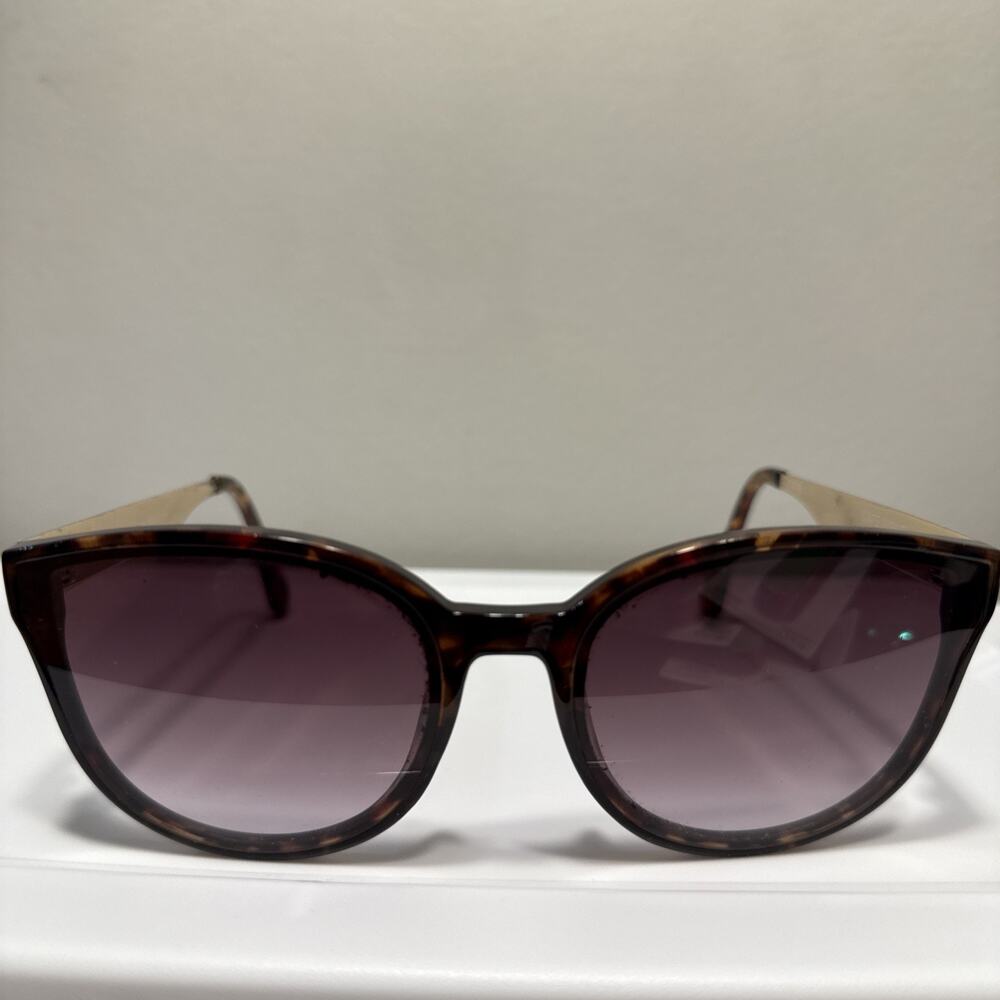 Quay Brown Solid Gradient Classic Date Night Cat … - image 1